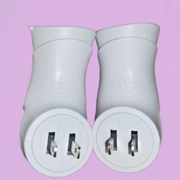 Lot Of 6 Air Wick Plug Ins - 4 Used & 2 New (No Refills Included) - Picture 4 of 9